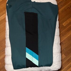 VS Pink Ultimate Leggings